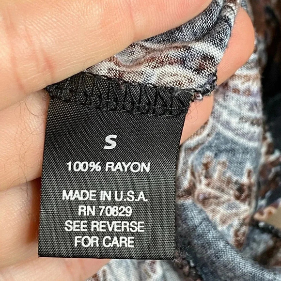 Rue21 Long Sleeve Top sz Small - Picture 9 of 11